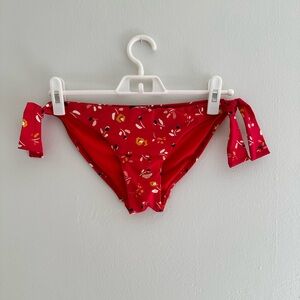 OYSHO bikini bottom red with flowers